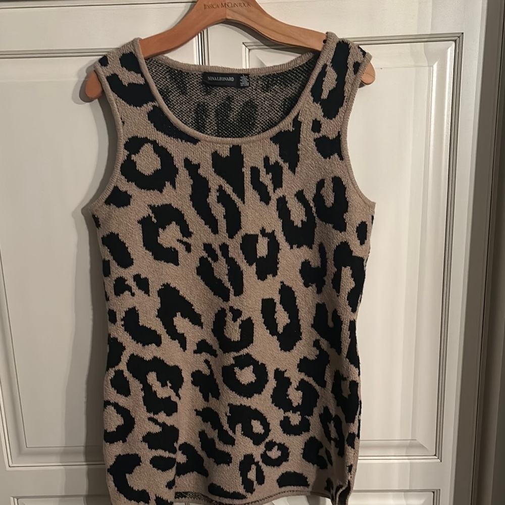 Nina Leonard Beige and Black Leopard Scoop Neck Knit Tank